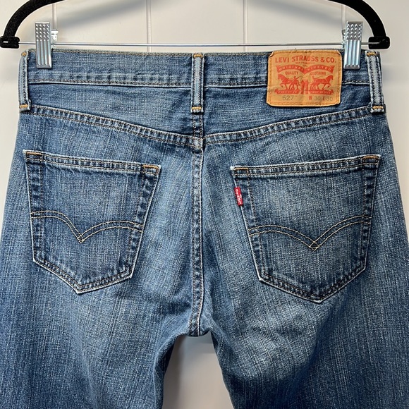 Levi’s 527 Straight Leg Denim Blue Jeans Fade Lines Tag Reads 30 X 30 - Picture 9 of 15